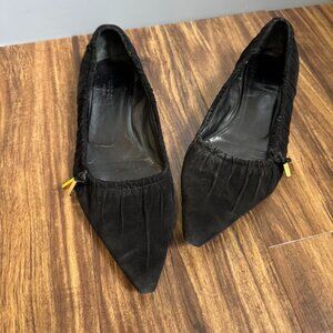 Gucci Black Suede Cinched tie ballet plays pointed toe size 7